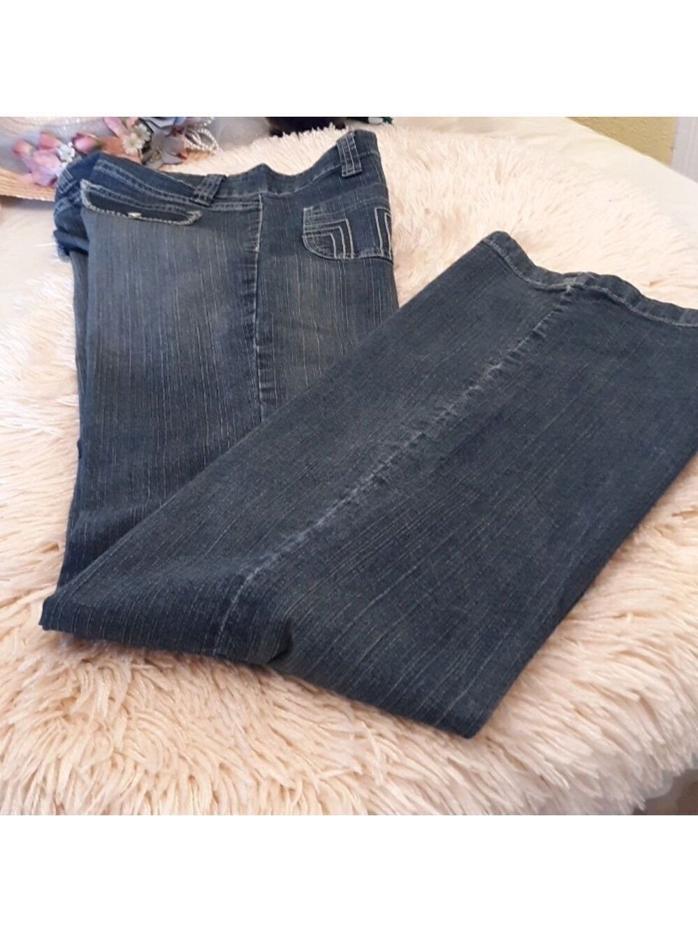 Ibis faded jeans